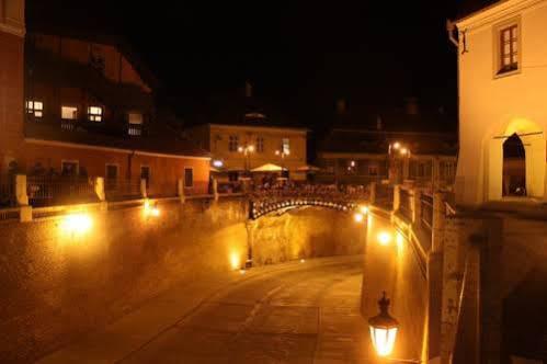 Studio Piata Mare Sibiu Luaran gambar
