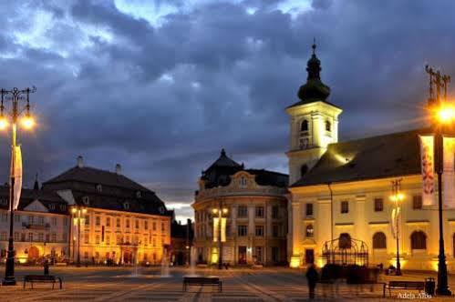 Studio Piata Mare Sibiu Luaran gambar